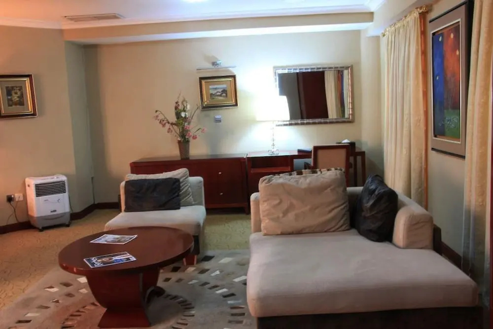 Chelsea Hotel - Central Area - Chambres
