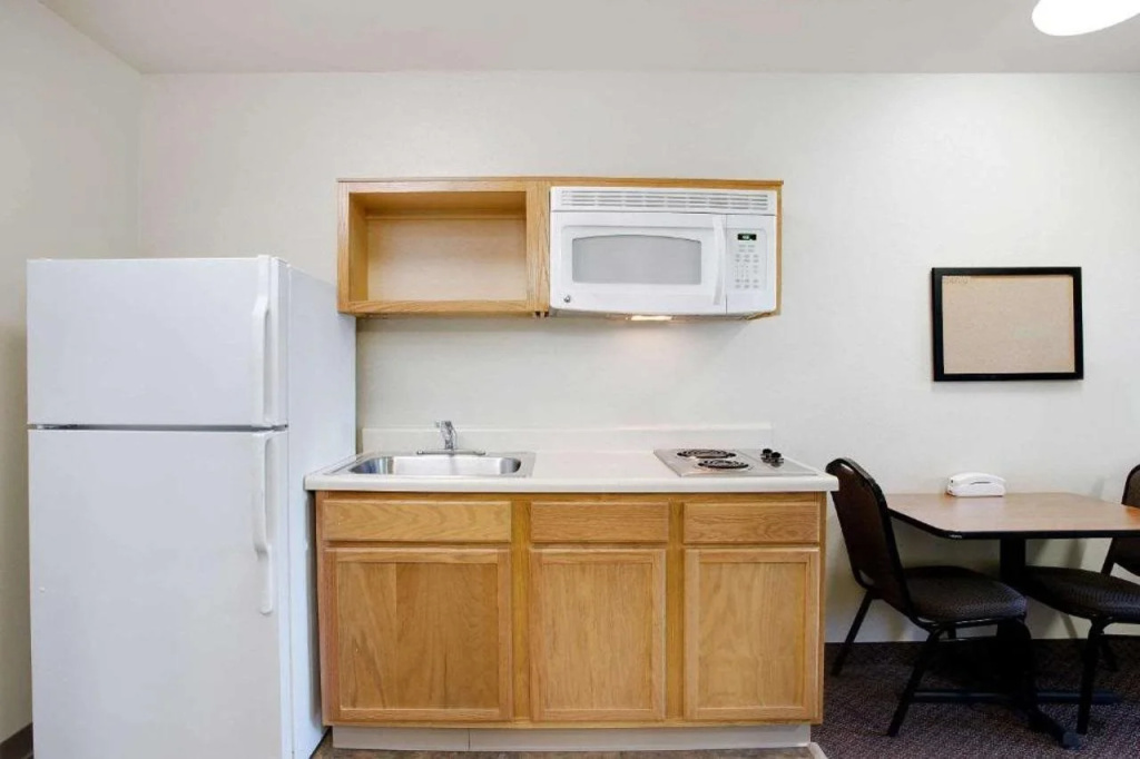 WoodSpring Suites Baton Rouge Airport photo 5