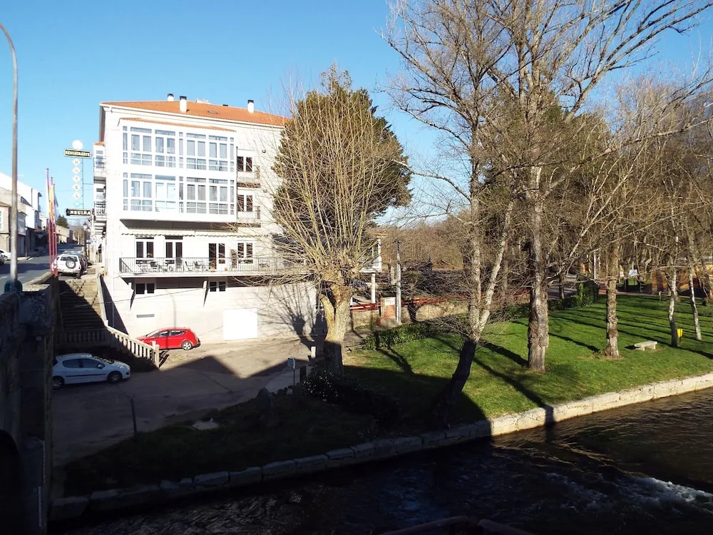 Hotel Ansuiña - Général
