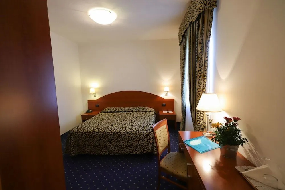 Hotel photo 32
