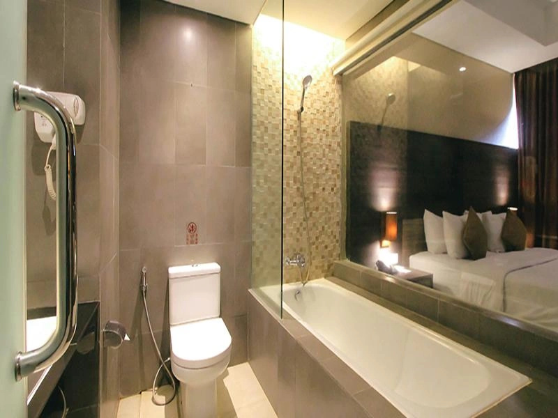 Deluxe Double room with balcony (twin beds)