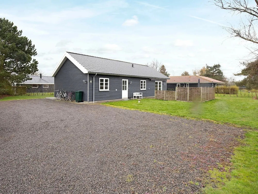Vintage Holiday Home in Rødby With Hot Tub - фото 8