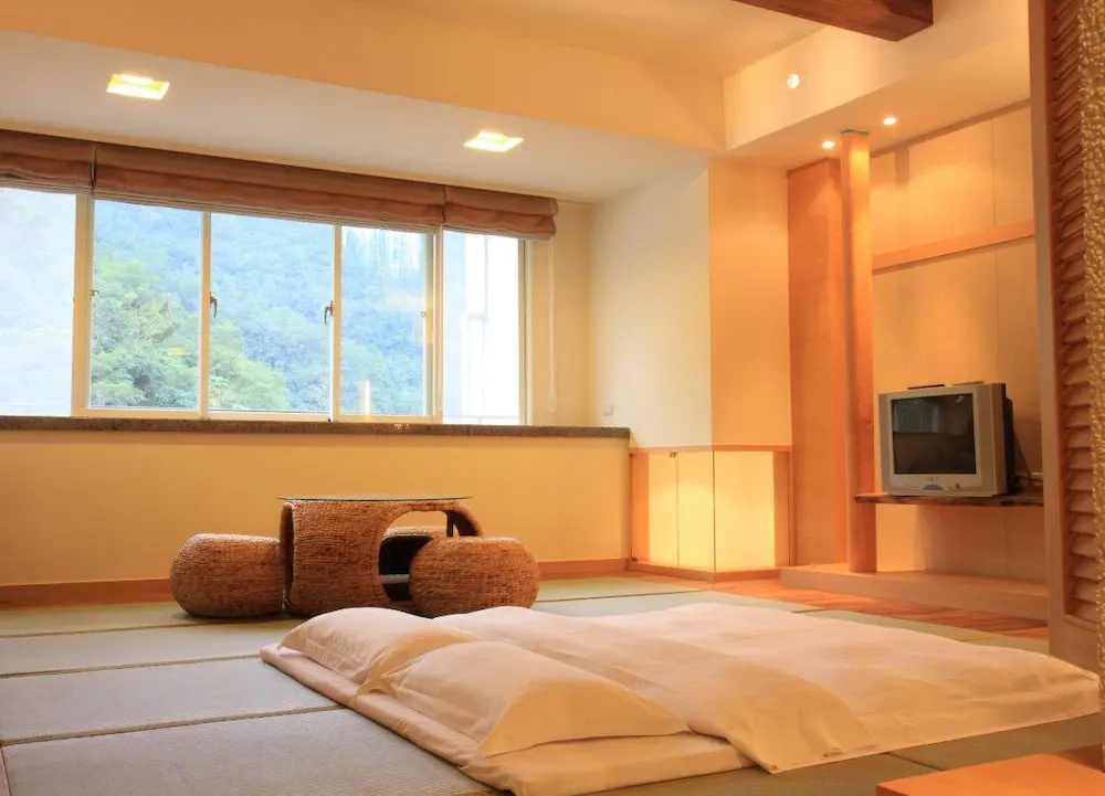 Spring Spa Hotel - Chambres