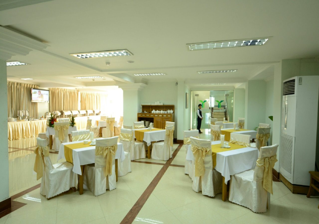 Yadanar Theingi Hotel - Général