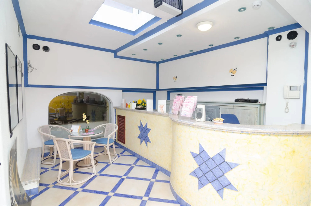 Hotel photo 2