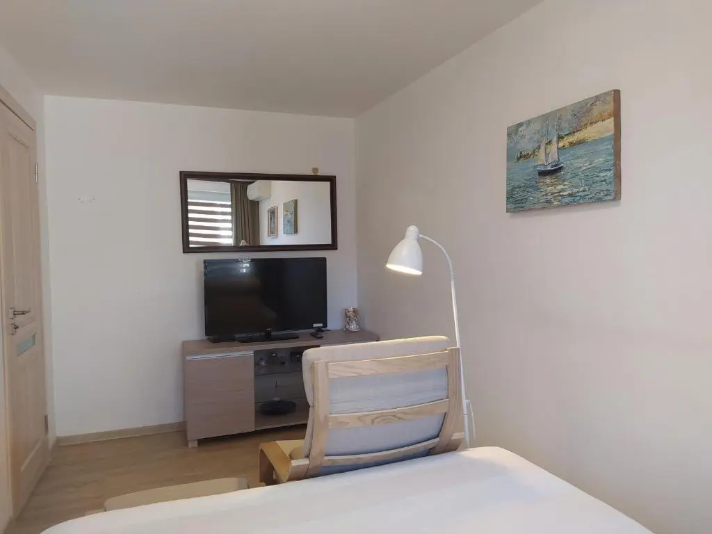 3 Bedrooms Apartment