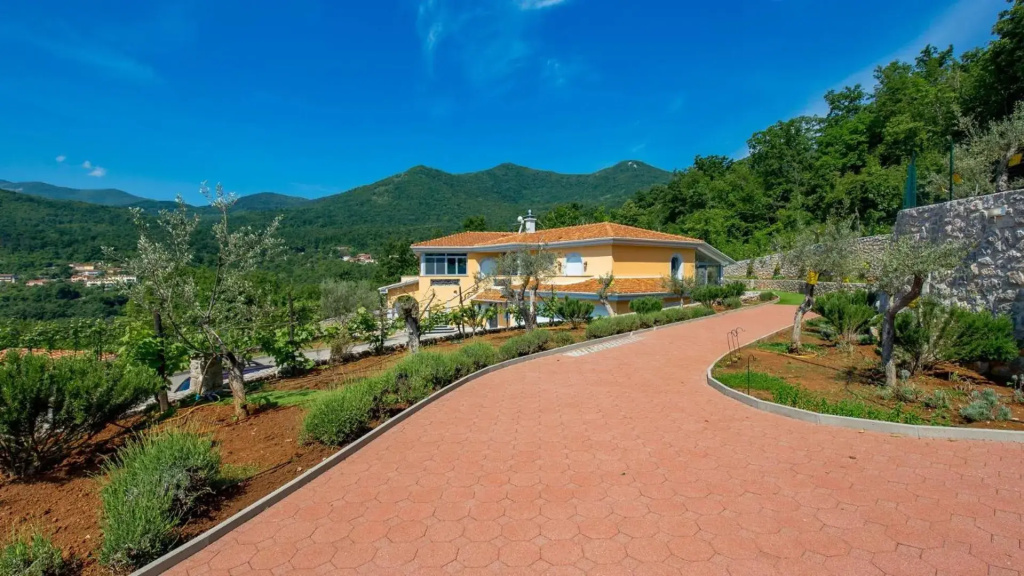 Apartments Villa BV