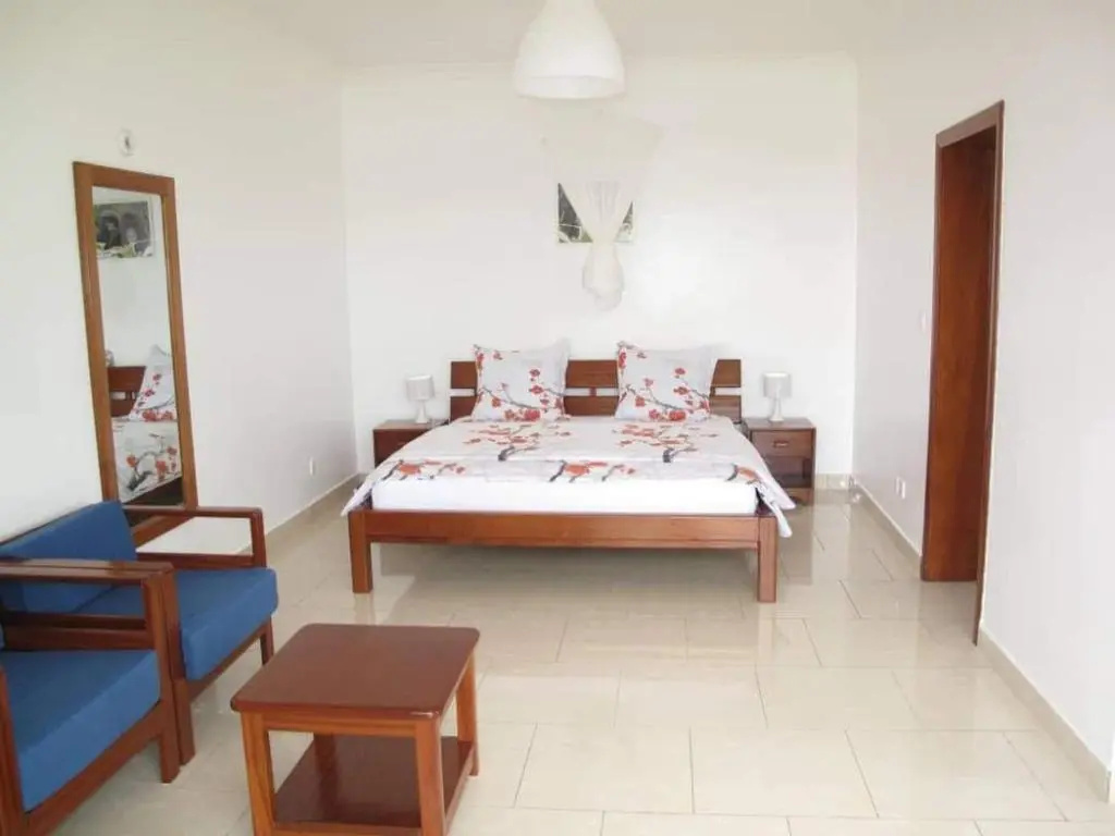 Deluxe Double room (full double bed)
