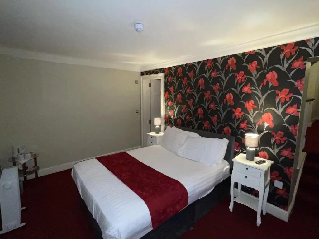 The Commercial Bar & Hotel - Chambres