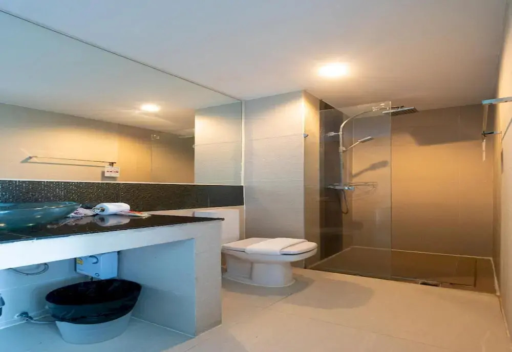 Quadruple Family Suite twin beds