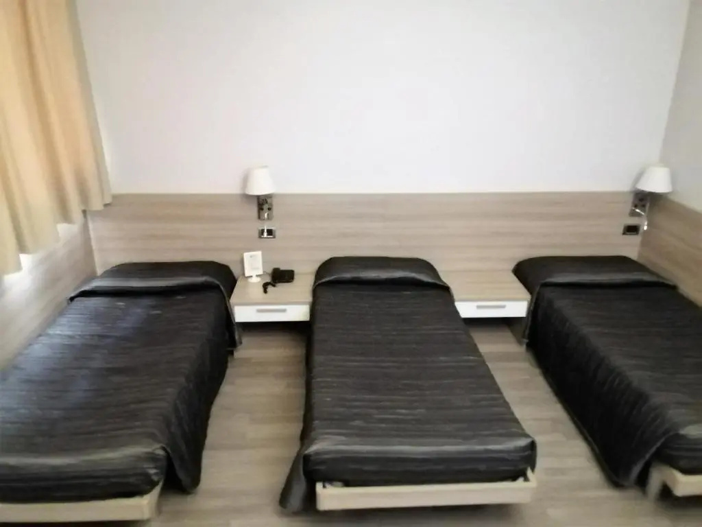 Hotel Meuble' Atlantic - Chambres