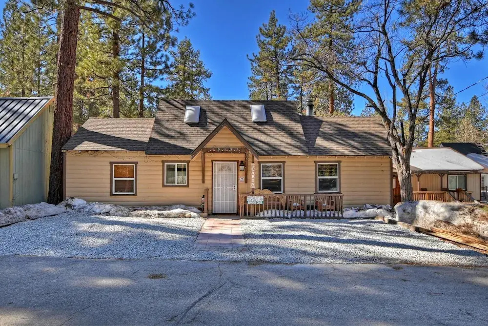 030 - Cozy Chic Mountain Cottage