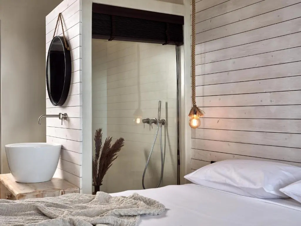 Executive Double room with sea view (full double bed)