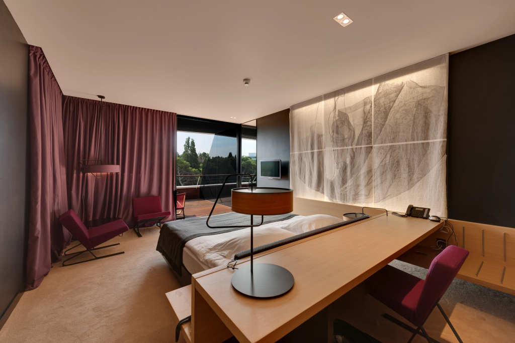 Lone Hotel by Maistra Collection — 2