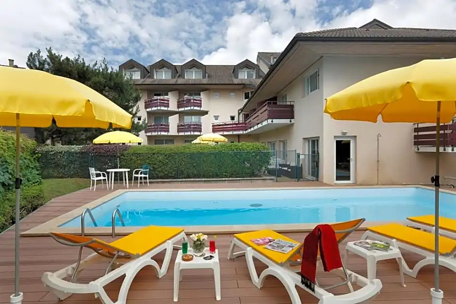Logis Hôtel Arc en Ciel - Chambres