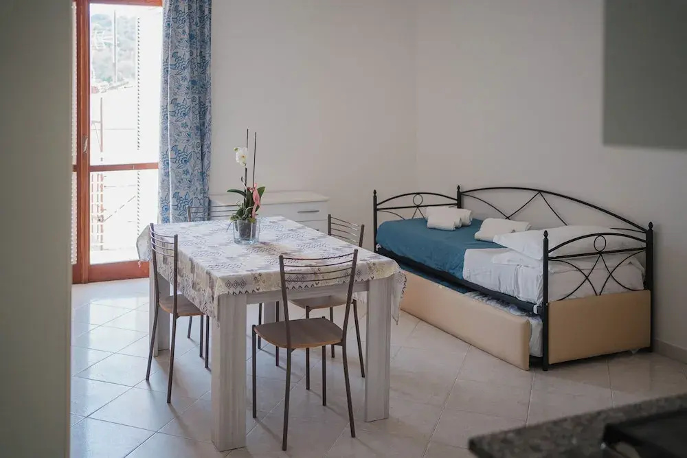 Classic Apartment with balcony and with city view