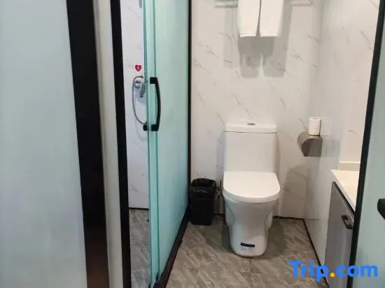 Royal Dragon Airport Hotel