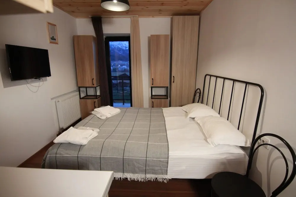 Standard Double Apartment with mountain view twin beds