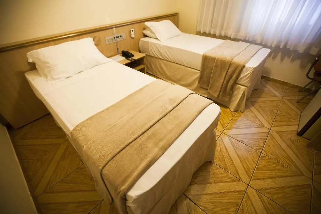 Deluxe Double room (full double bed)
