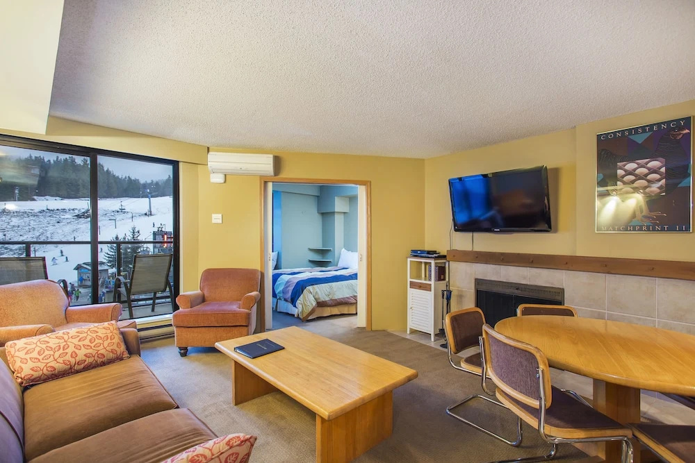 2 Bedrooms Suite