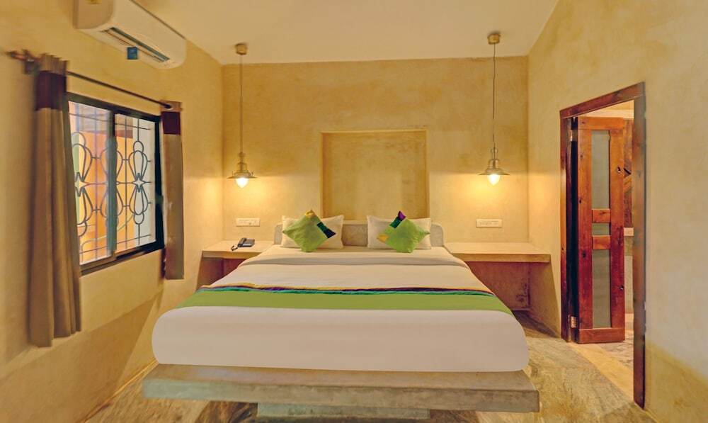 Treebo Trend Morjim Banyan Resort