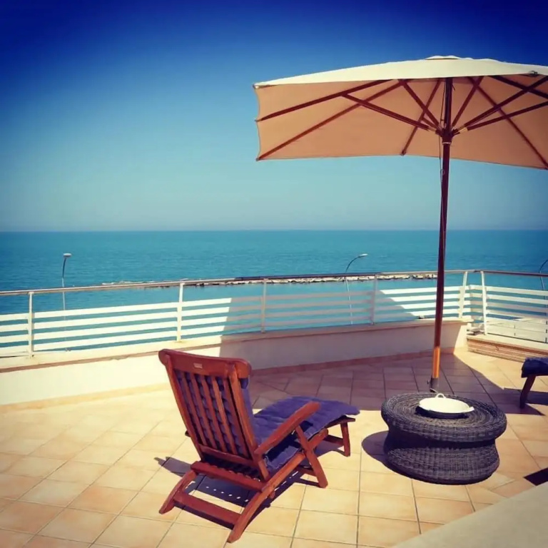 3 Bedrooms Family Villa with sea view