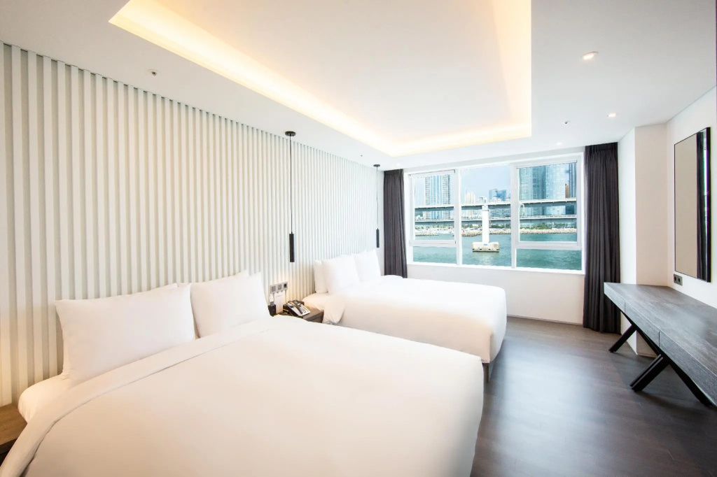 Royal Suite with ocean view