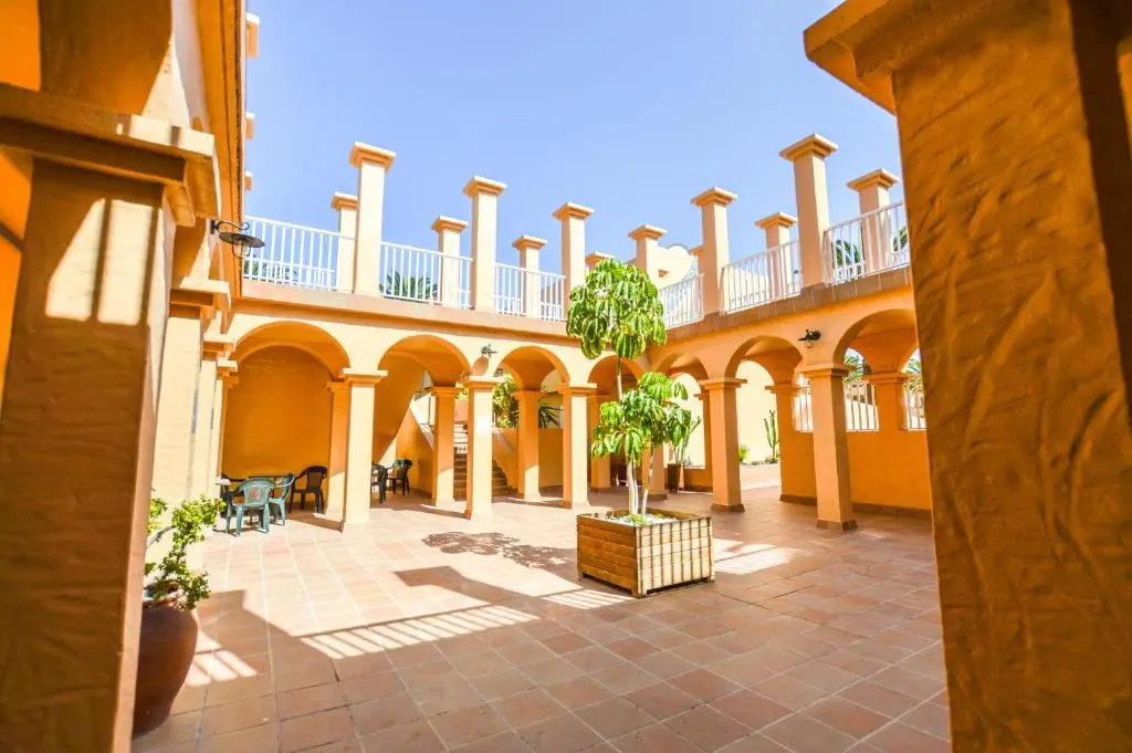 Hotel photo 1