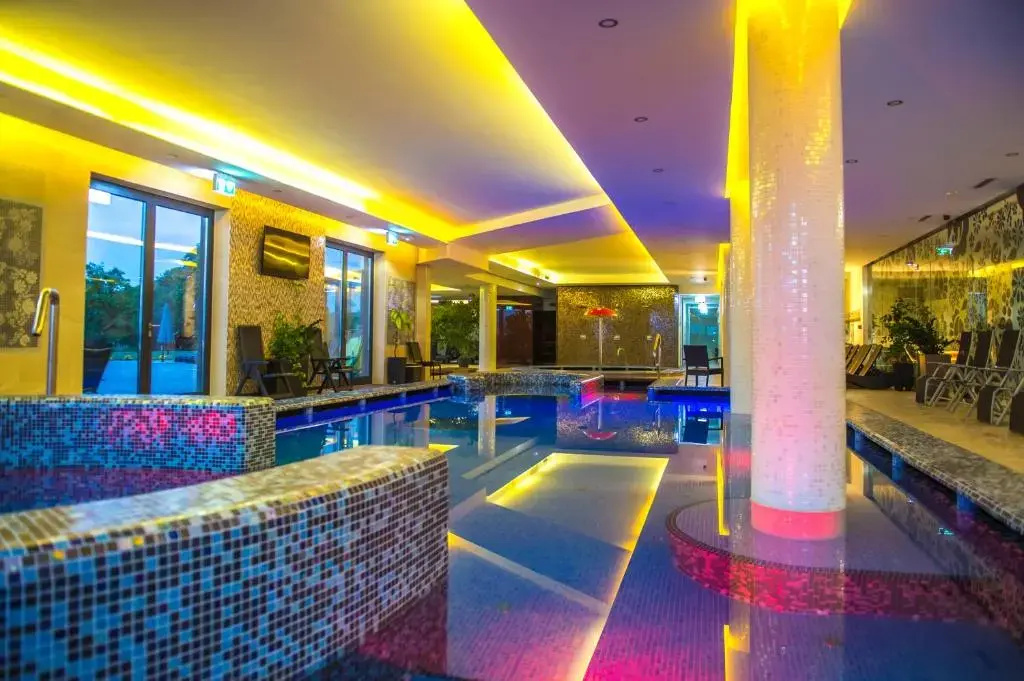 Castellum Hotel Hollóko - Chambres