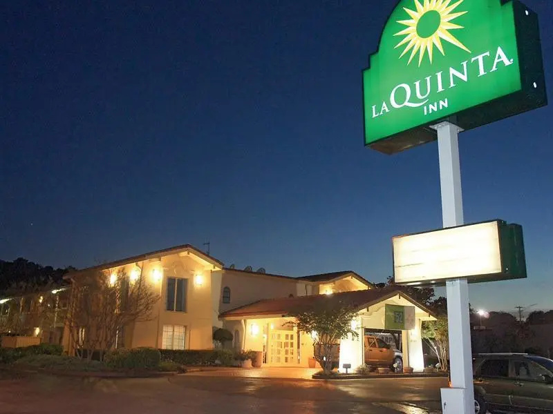 Motel 6 Huntsville, AL ? University Dr.