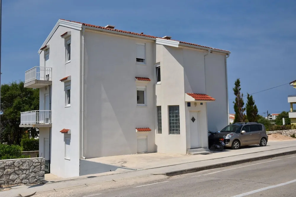Apartments Adam