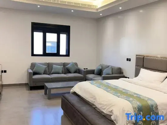 Deluxe Double room (full double bed)