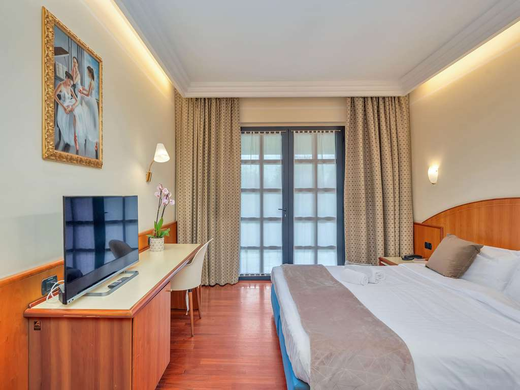 Hotel photo 32
