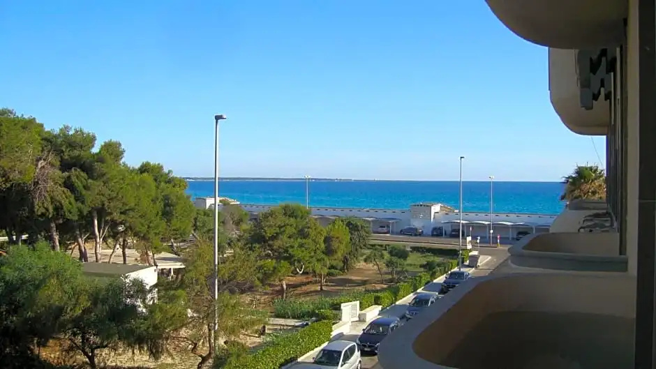 Beach & Waterfront