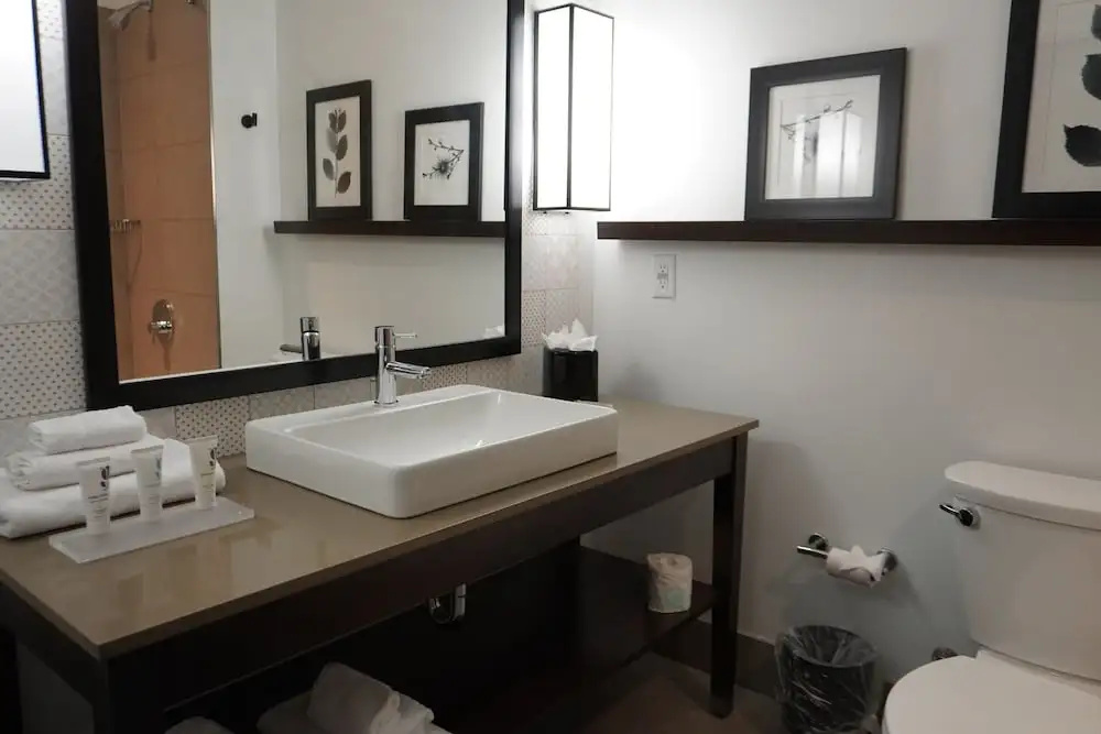 Country Inn & Suites by Radisson Asheville River Arts District - Chambres