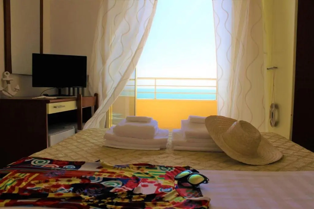 Standard Double room with balcony and with sea view (full double bed)