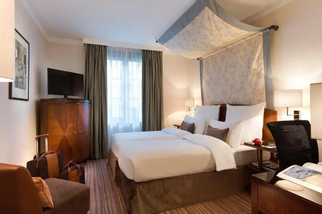 Warwick Grand-Place Brussels - Chambres
