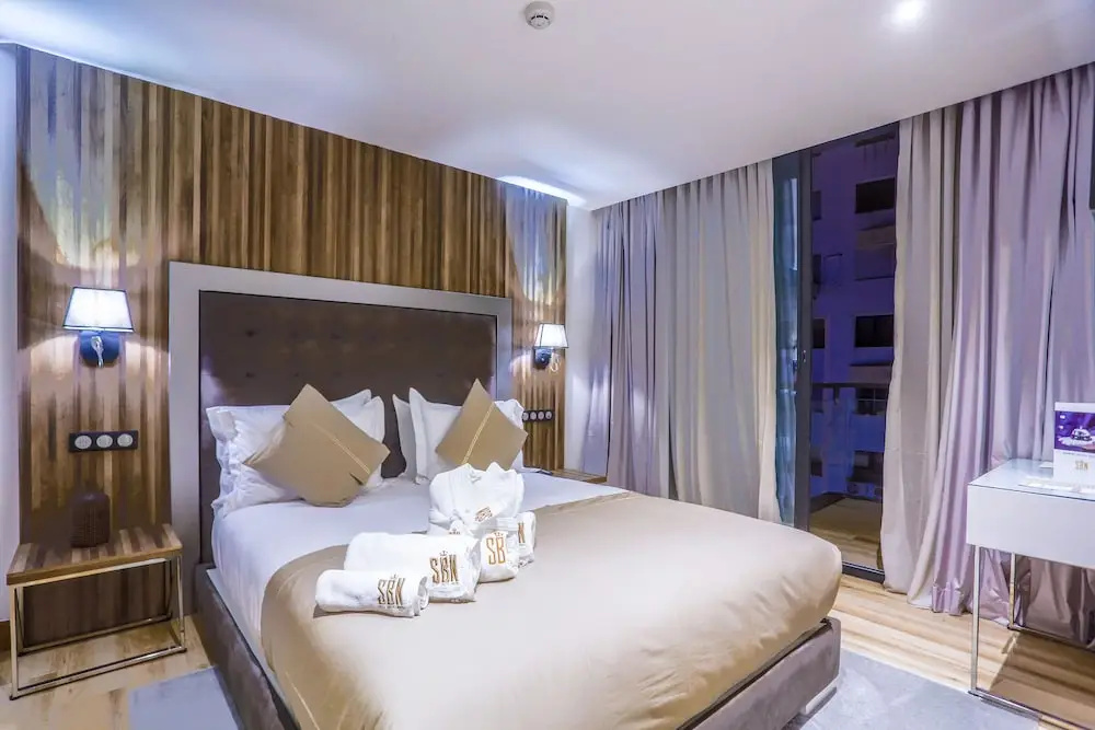 Sbn Suite Hotel — 4