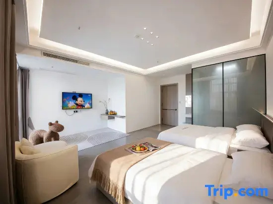 Deluxe Double room with balcony and with sea view (twin beds)