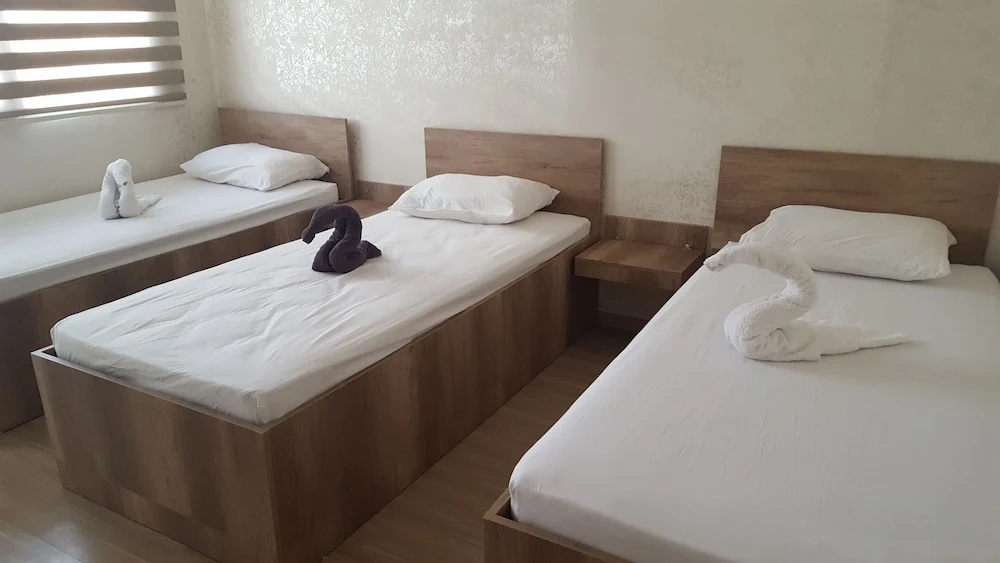 Economy room