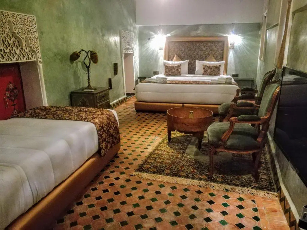 Comfort room