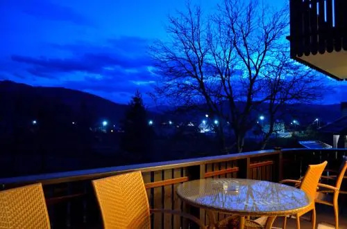 Balcony & Terrace