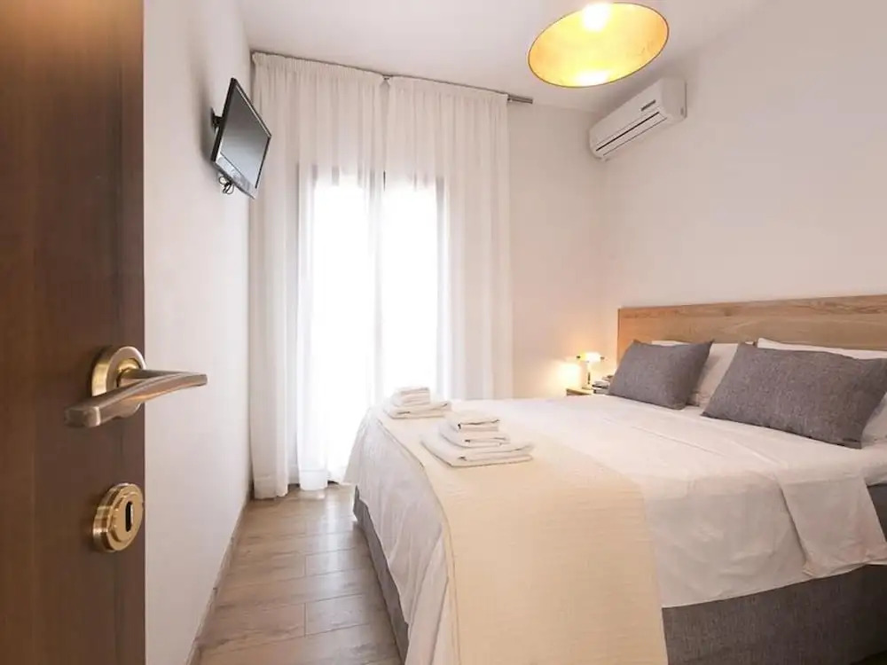 2B Luxurious Villa Io, With Private Pool And Stunningt Sea Views