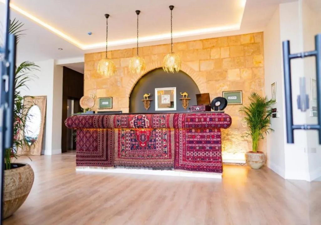 Hotel photo 2