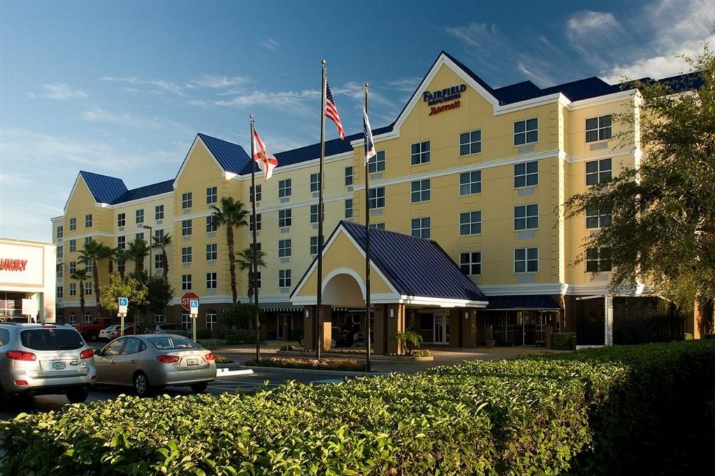 Fairfield Inn & Suites by Marriott Orlando Lake Buena Vista image