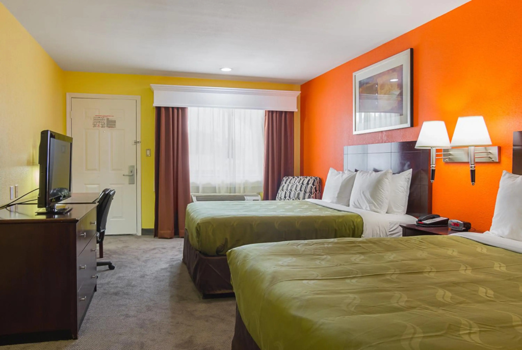 Quality Inn Carthage — 4