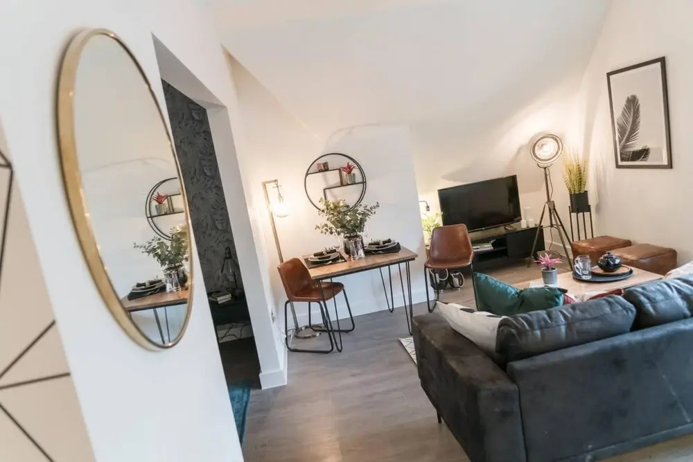 Luxurious 1BR Apartment - NEC BHX JLR Solihull