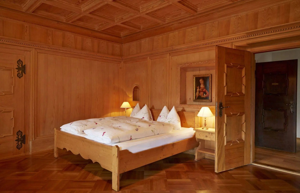 Hotel Chesa Spuondas by null