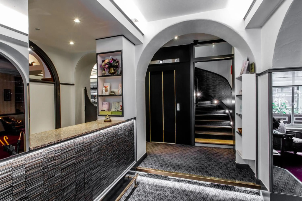 Hotel photo 12