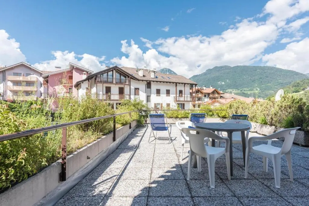 Residence Comano Girasole 1